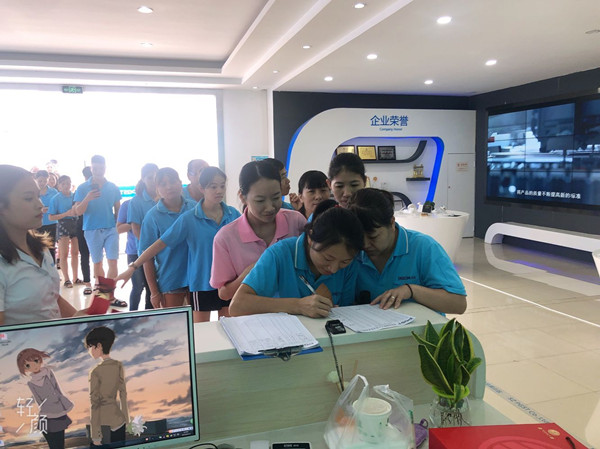 中秋将至,PA旗舰厅集团感谢一路有“您”陪伴! 中秋将至,PA旗舰厅集团感谢一路有“您”陪伴!